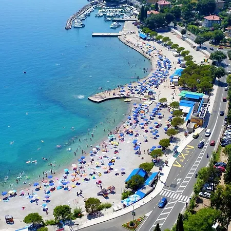 With A Parking Space Icici, Opatija - 7793 Apartamento Ičići