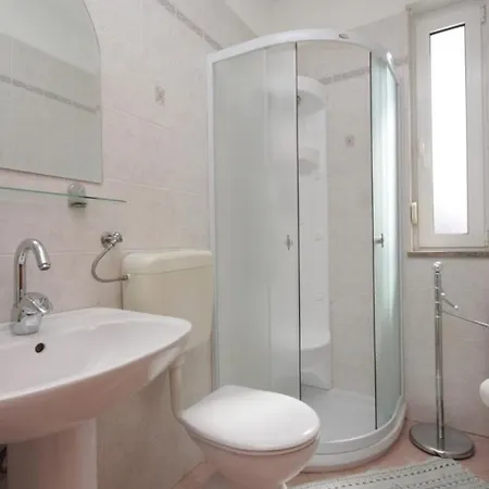 With A Parking Space Icici, Opatija - 7793 Icici