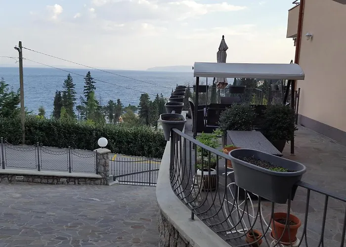 Διαμέρισμα With A Parking Space Icici, Opatija - 7793 Ičići